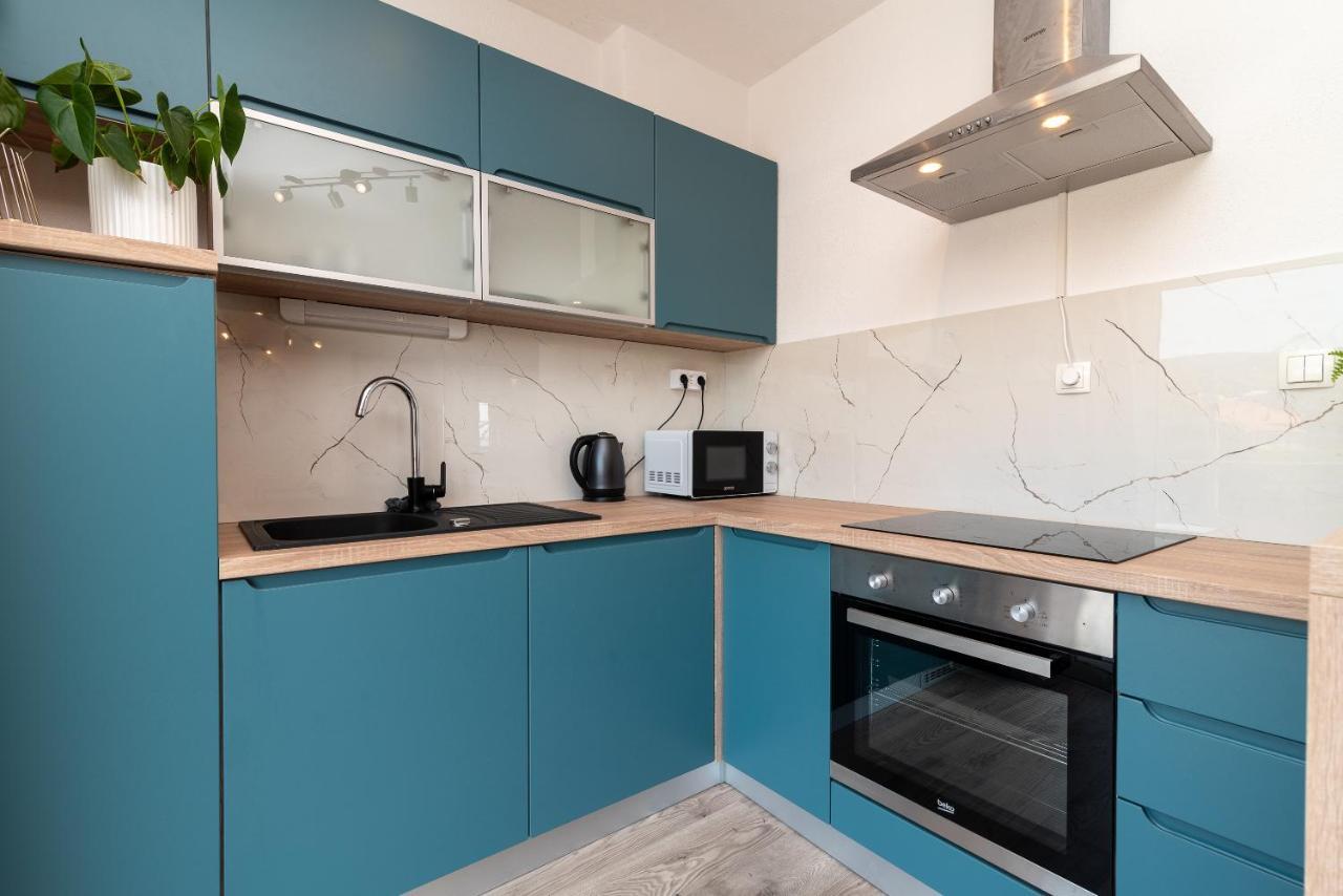Beach Apartman Marela Slatine Exteriör bild