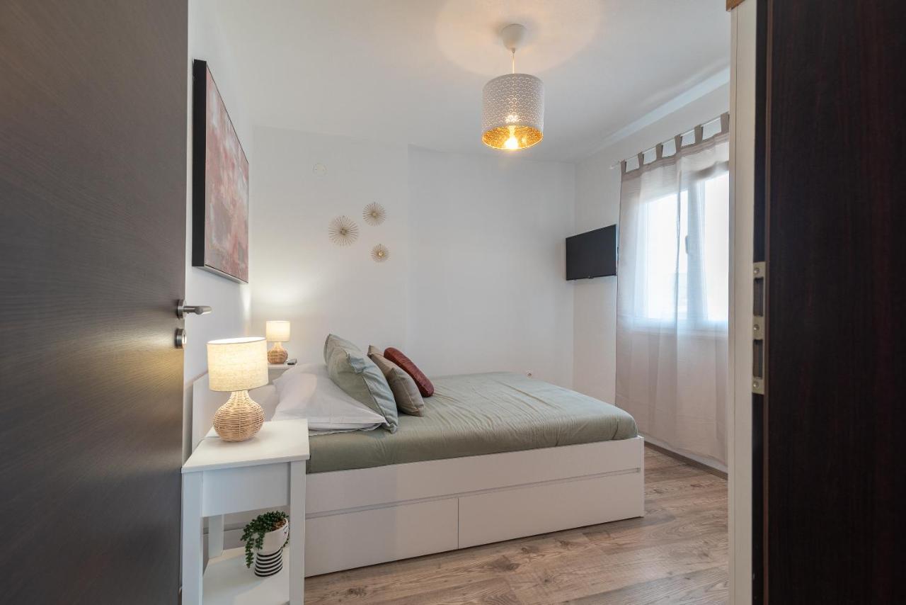 Beach Apartman Marela Slatine Exteriör bild