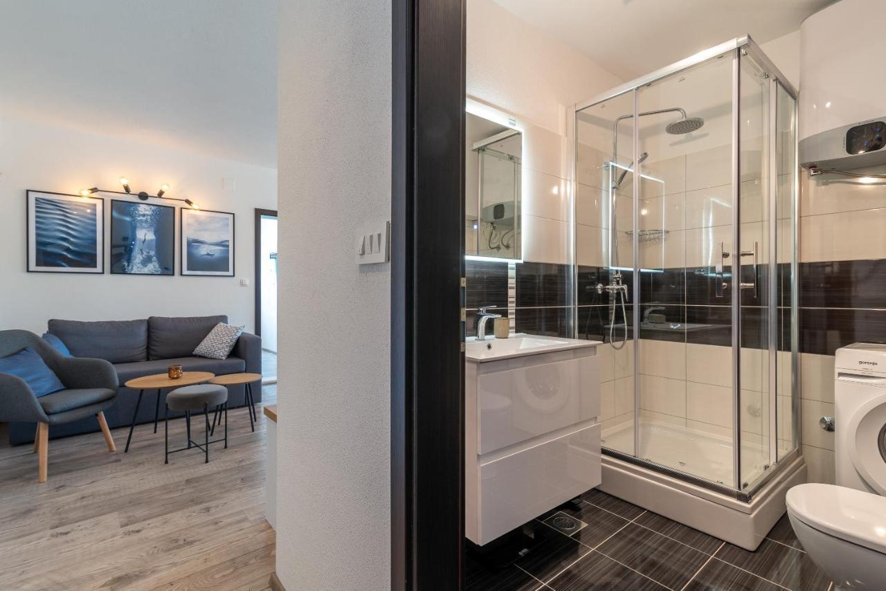 Beach Apartman Marela Slatine Exteriör bild